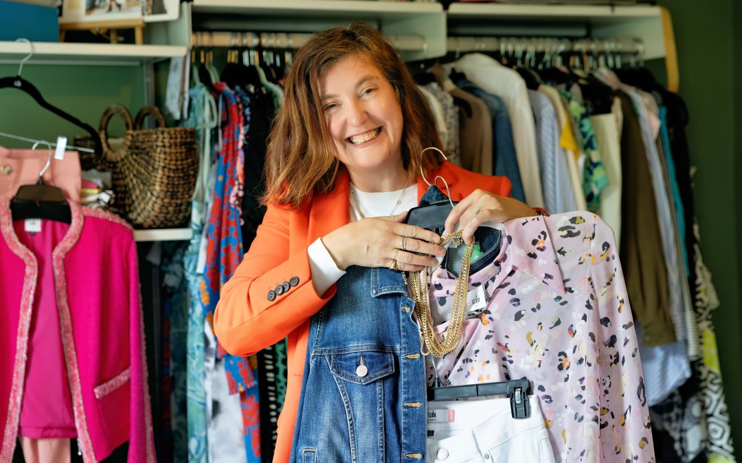 Brand Shoot Styling: Why Hiring a Capsule Wardrobe Can Save You Money and Boost Your Confidence